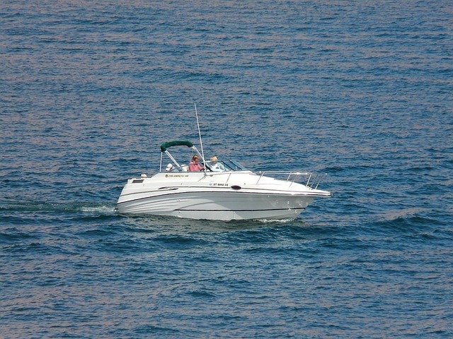 boat-gd5c1a57e8_640.jpg