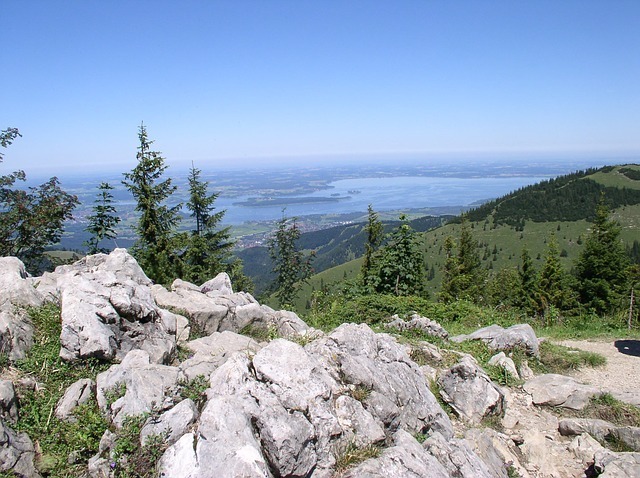 chiemsee-49901_640.jpg