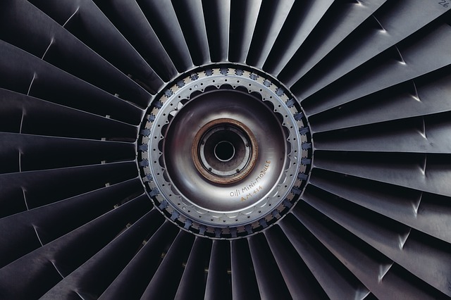 jet-engine-371412_640.jpg
