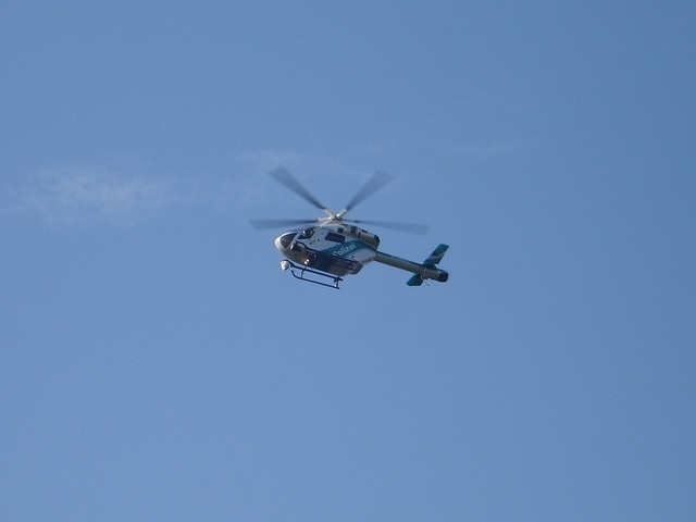 police-helicopter-g47e4755ac_640.jpg